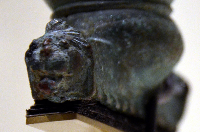 Detail of the guard with head of a lion (photo by Kay Sunahara)