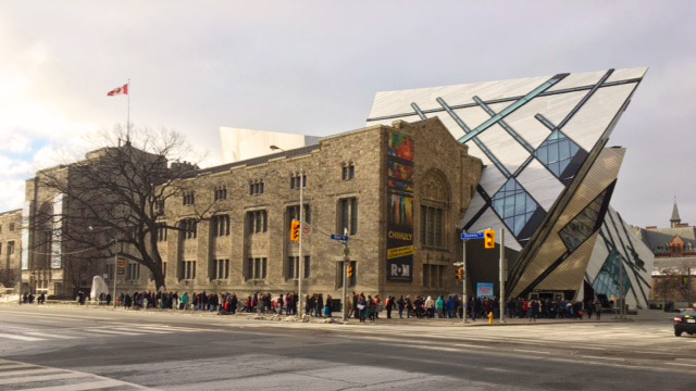 Visitors line-up outside the ROM, December 2016