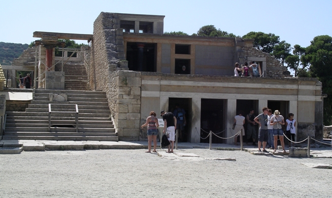 Palace of Knossos.  View from the Central Court of the Stepped Portico and Throne Room Complex restored to three storeys between 1922 and 1930 (photo K. Cooper, 2011)