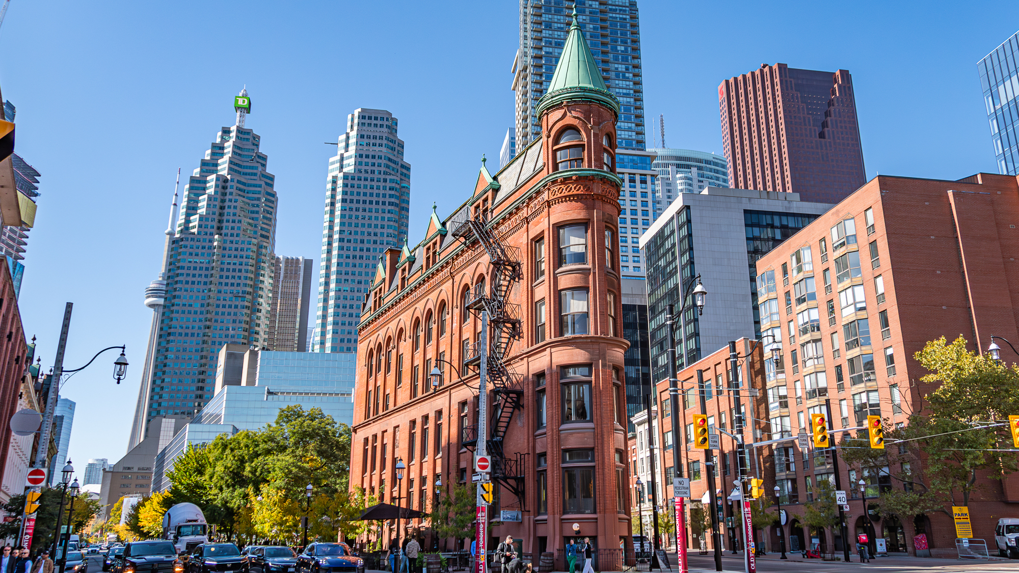 Thin building in the foreground