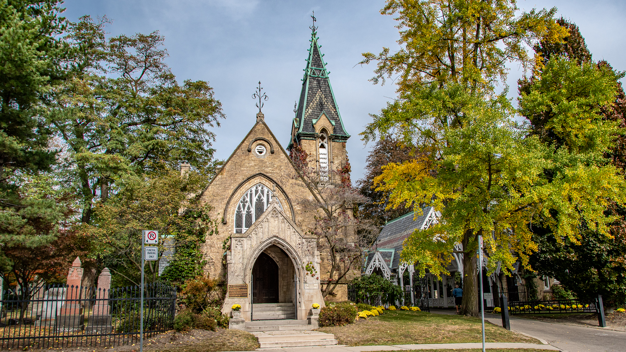 Front entrance to the Necropolis Chapel