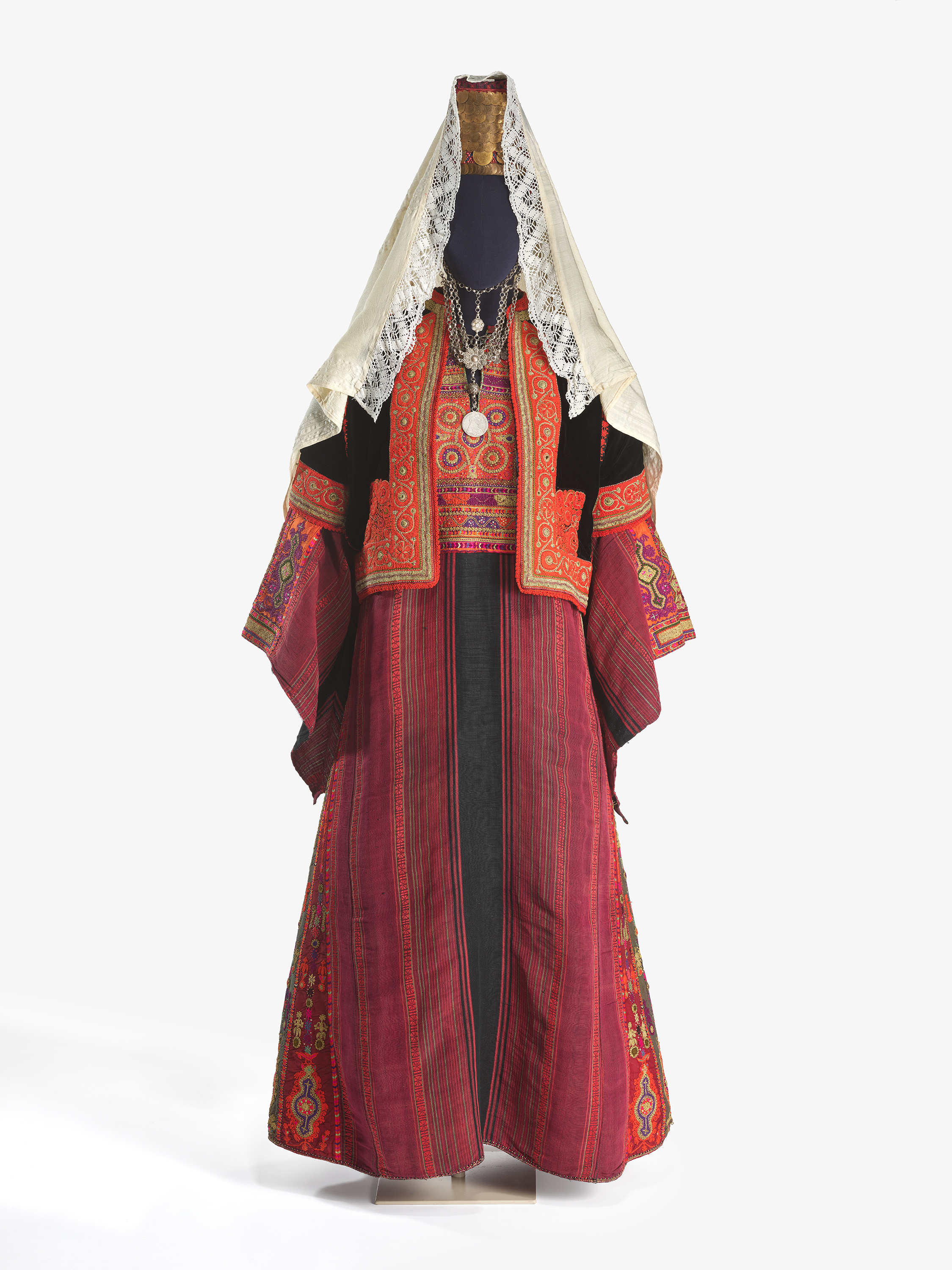 Bridal ensemble, 1910–1930, Bethlehem, Palestine. © ROM