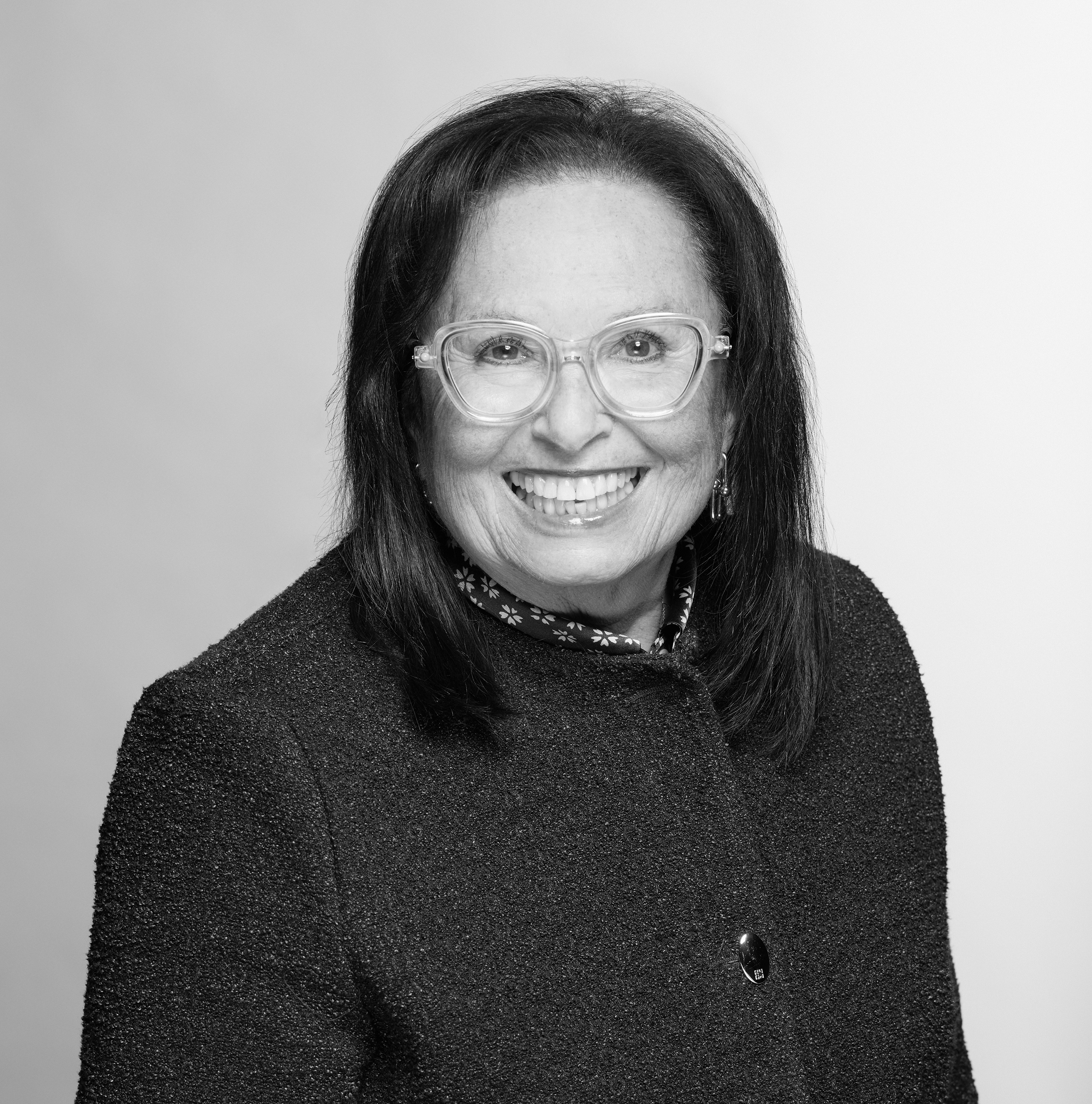 Leslie Gales headshot