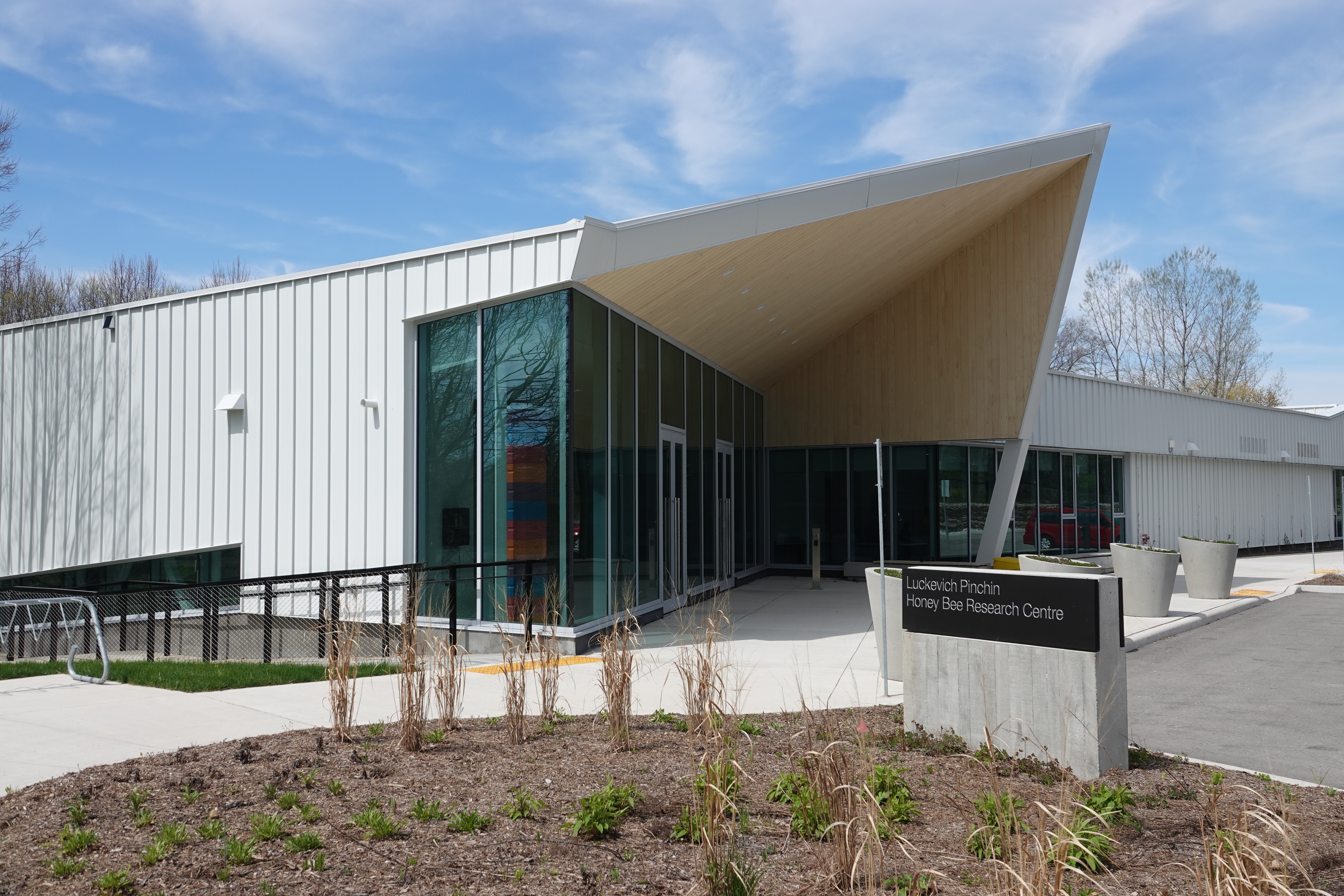 Entrance HRBC © Smith