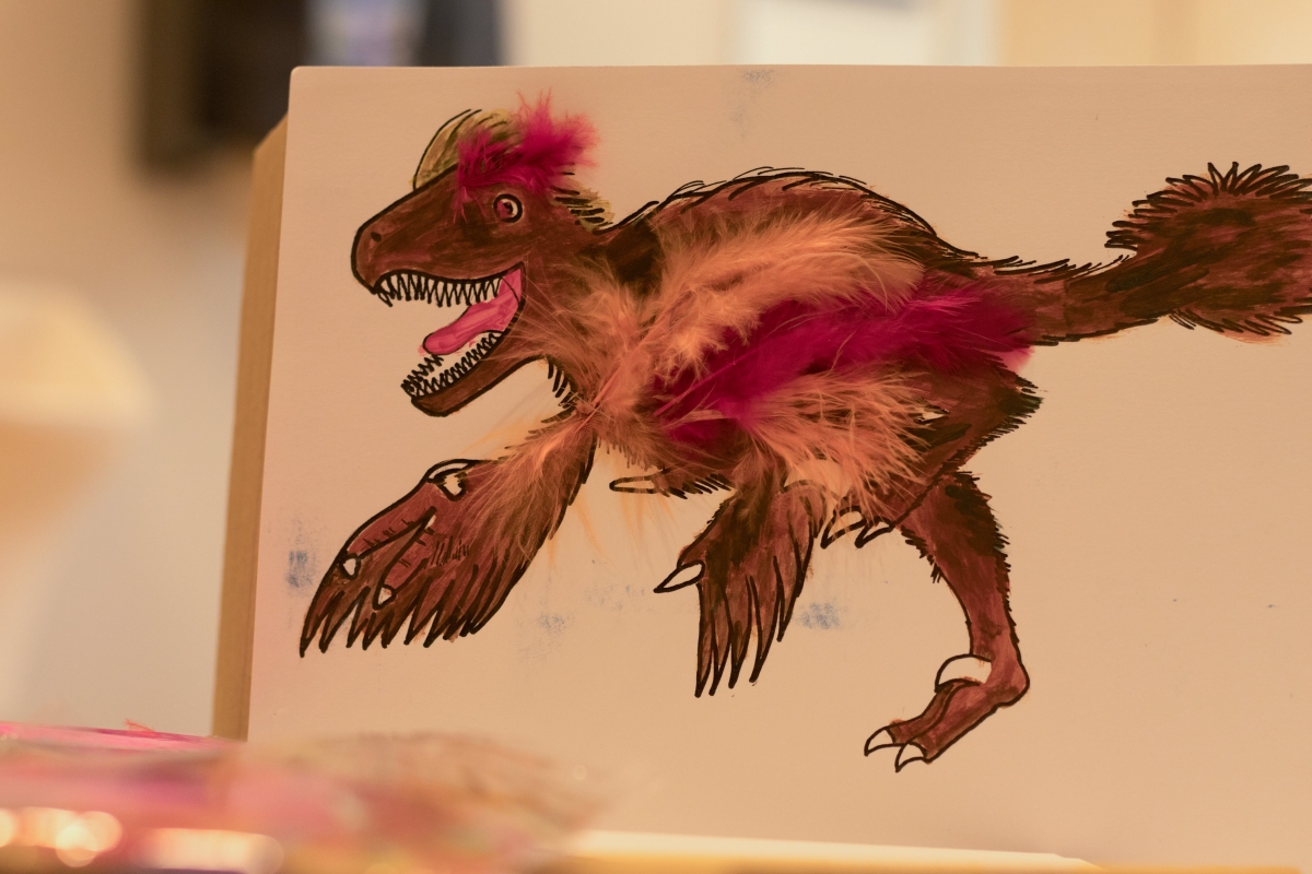 2._sk_feathered_velociraptor_craft.jpg