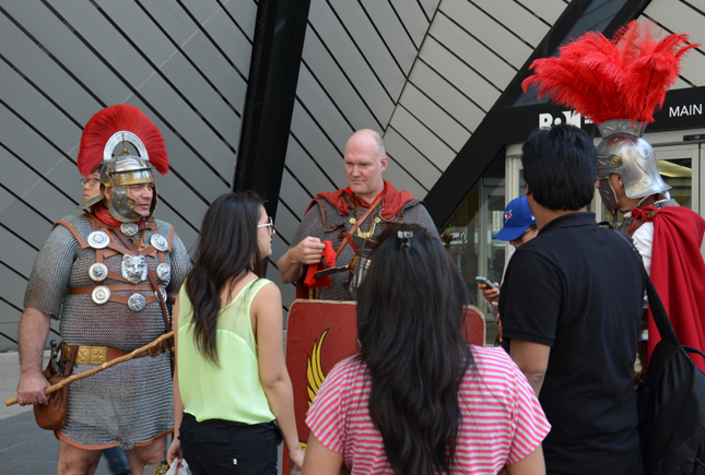 Roman army re-enactors case a stir on Bloor Street