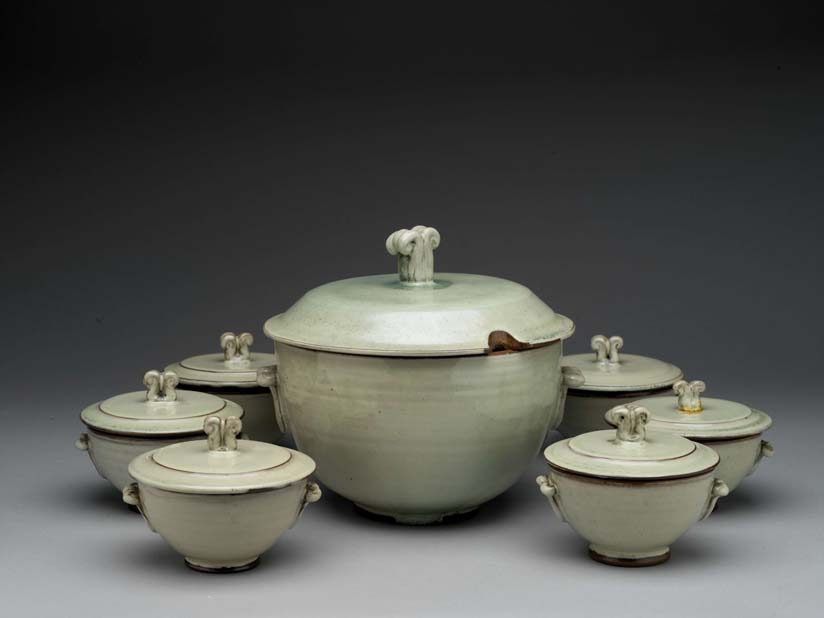 soup tureen and bowls