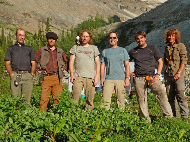 Burgess Shale 2012 field crew at Marble Canyon. From left to right, me, Cedric Aria (Ph D student, University of Toronto), Michael Streng (Uppsala University, Sweden), Robert Gaines (Pomona College, USA), Alan Byers (field assistant) and Gabriela Mangano (University of Saskatoon). Missing from this picture is Diego Balseiro, a volunteer from Argentina.