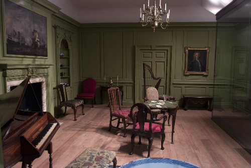 19th Century German Hooked Harp in an 18th century English Parlour