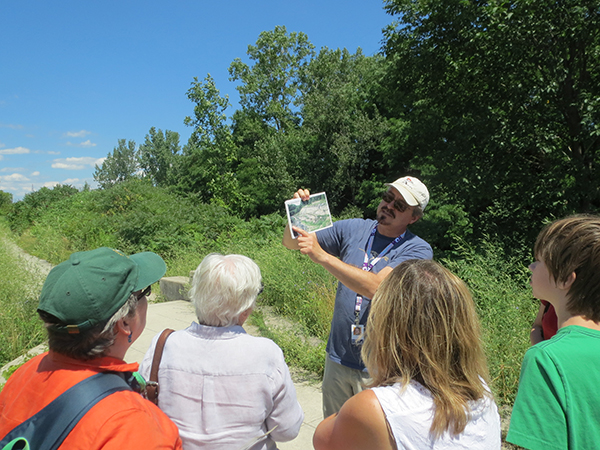 Kevin showing a diagram to the group.