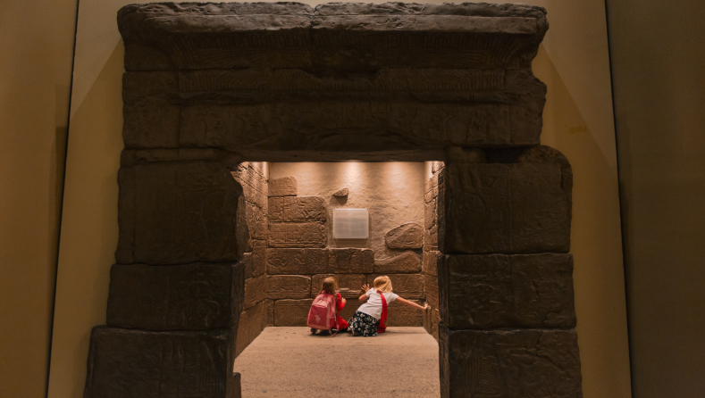 Kids playing inside the museum