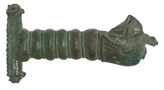 Romano-Egyptian sword hilt number 910.175.328 (ROM Photography)