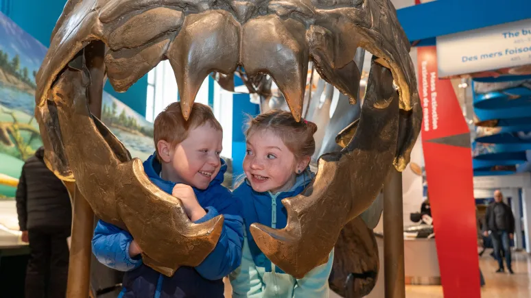 Kids in Dunkleosteus 