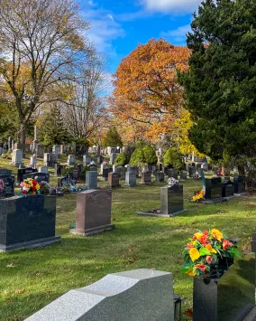 Park Lawn Cemetery 