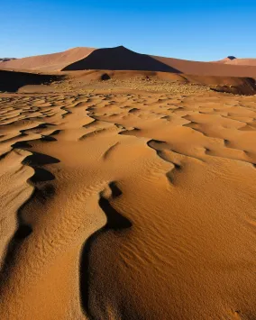 Sunrise at Sossusvlei © Andy Bitterer.
