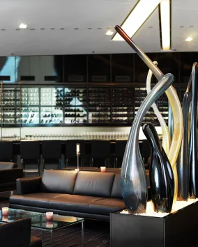 View of the bar/lounge area of c5