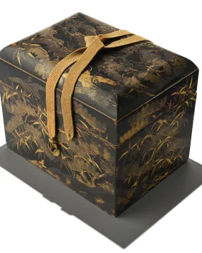 Te-bako (cosmetic box) with pine tree, bamboo, crane, and turtle motifs. Momoyama period 1575-1600 AD. Japan. Lacquered wood with maki-e gilding and brass fittings.