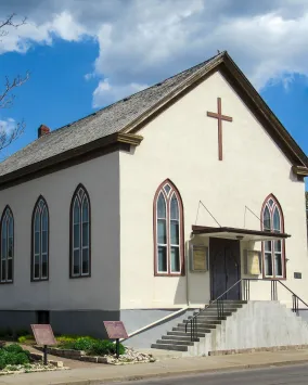 Chapelle Salem, St. Catherines ON, © R. Bush.