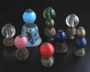 Image of Hat Spheres.
