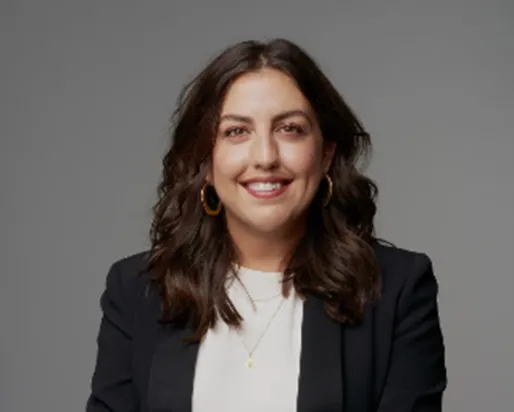 Dr. Chloé Pelletier 