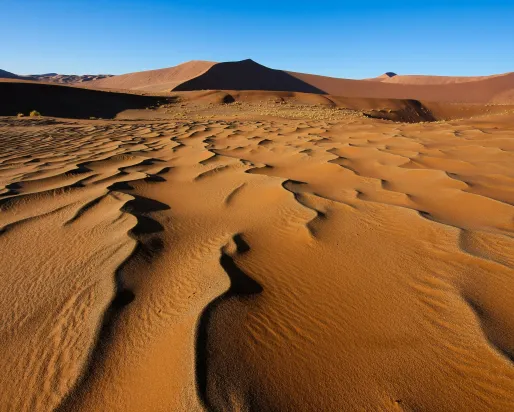 Sunrise at Sossusvlei © Andy Bitterer.
