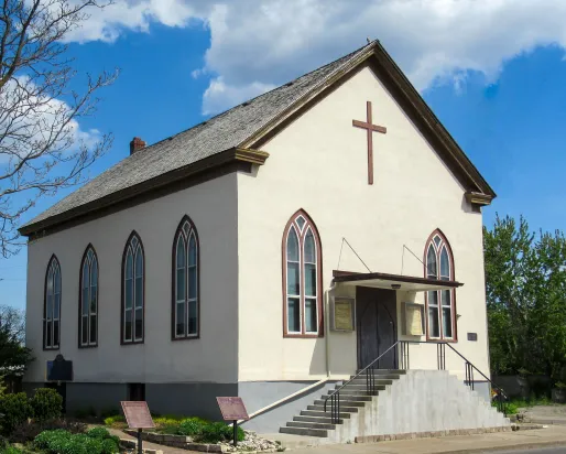Chapelle Salem, St. Catherines ON, © R. Bush.