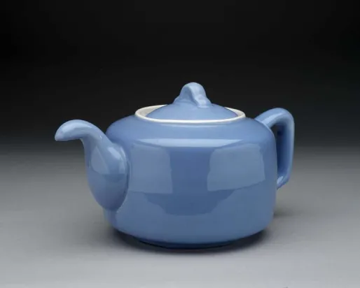 théière bleue

