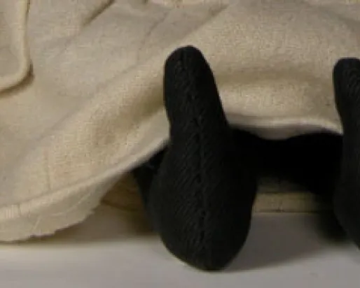 detail of doll's feet
