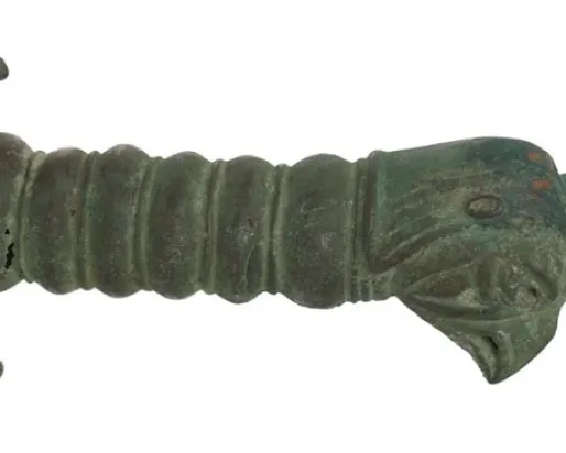 Romano-Egyptian sword hilt number 910.175.328 (ROM Photography)
