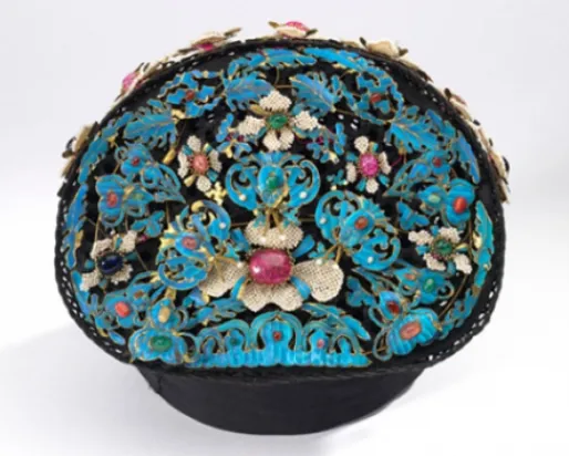 Headdress, Small Skills, Special Effects: Unusual Chinese Works of Art