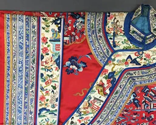 Floral patterned top.
