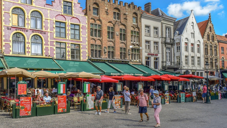 Bruges Market Square © dimitrisvetsikas1969 pixabay 2021