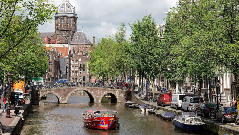Amsterdam Canals UNESCO World Heritage site © Peter K Burian 2015