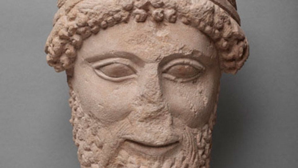 Tête en calcaire chypriote (détail), Ve siècle av. notre ère