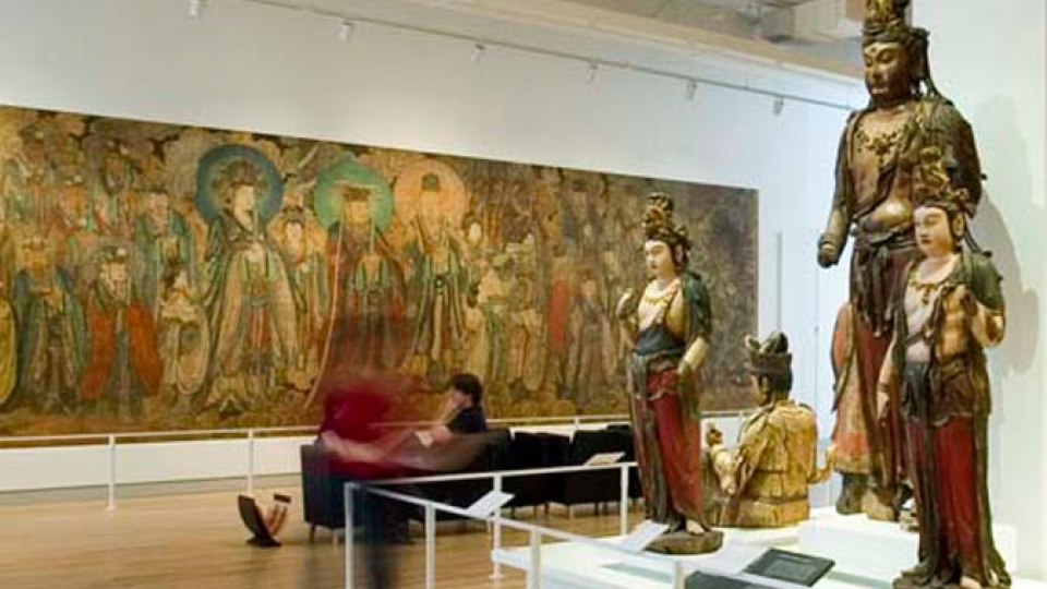 Autres murales Yuan, les deux fresques plus petites intitulées Peinture de la Cour céleste comptent parmi les plus beaux spécimens d’art taoïste hors de Chine.