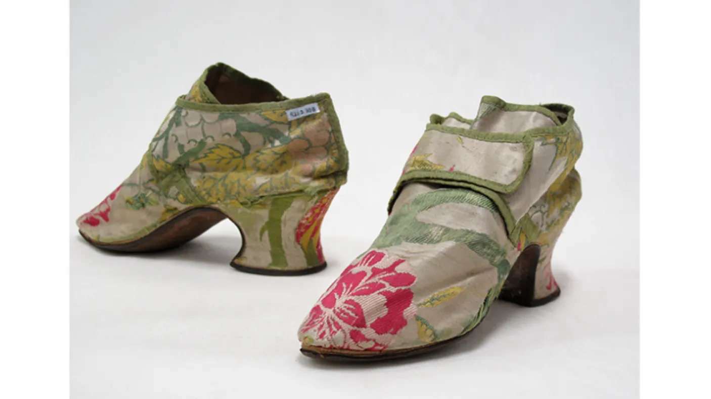 Woman's shoe. England. 1725-1750. Brocaded silk. 921.2.29. The Greig Collection of ladies' shoes, Gift of H. and C. Blachford Ltd.