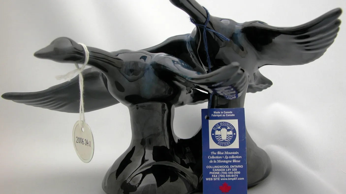 model of geese in flight
