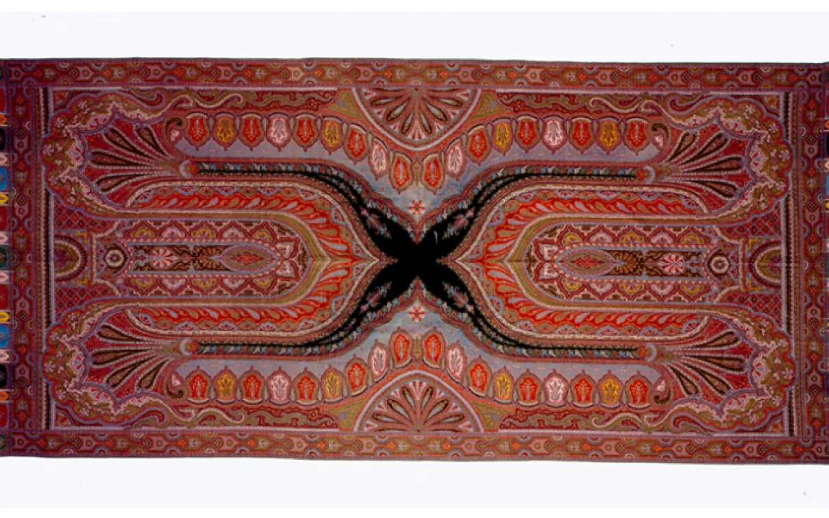 Châle cachemire pour femme. Ecosse. 1865-1870. 921.16.6.