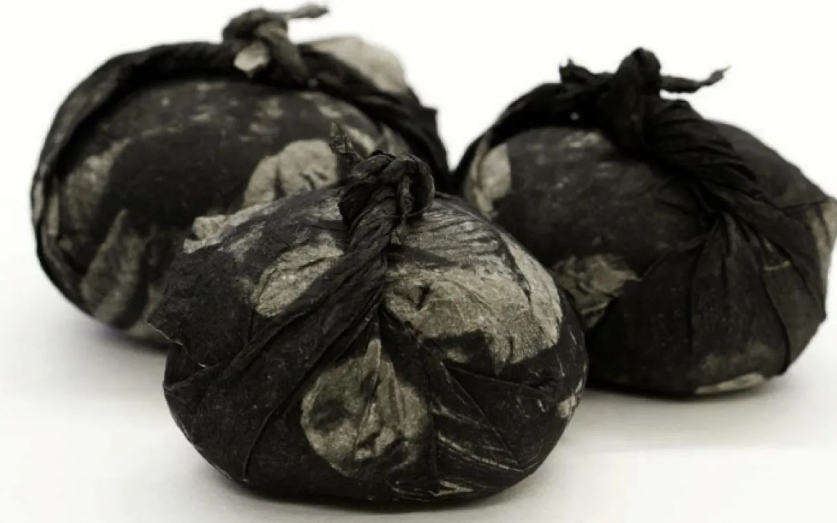 Bundles/Furoshiki (Emma Nishimura).