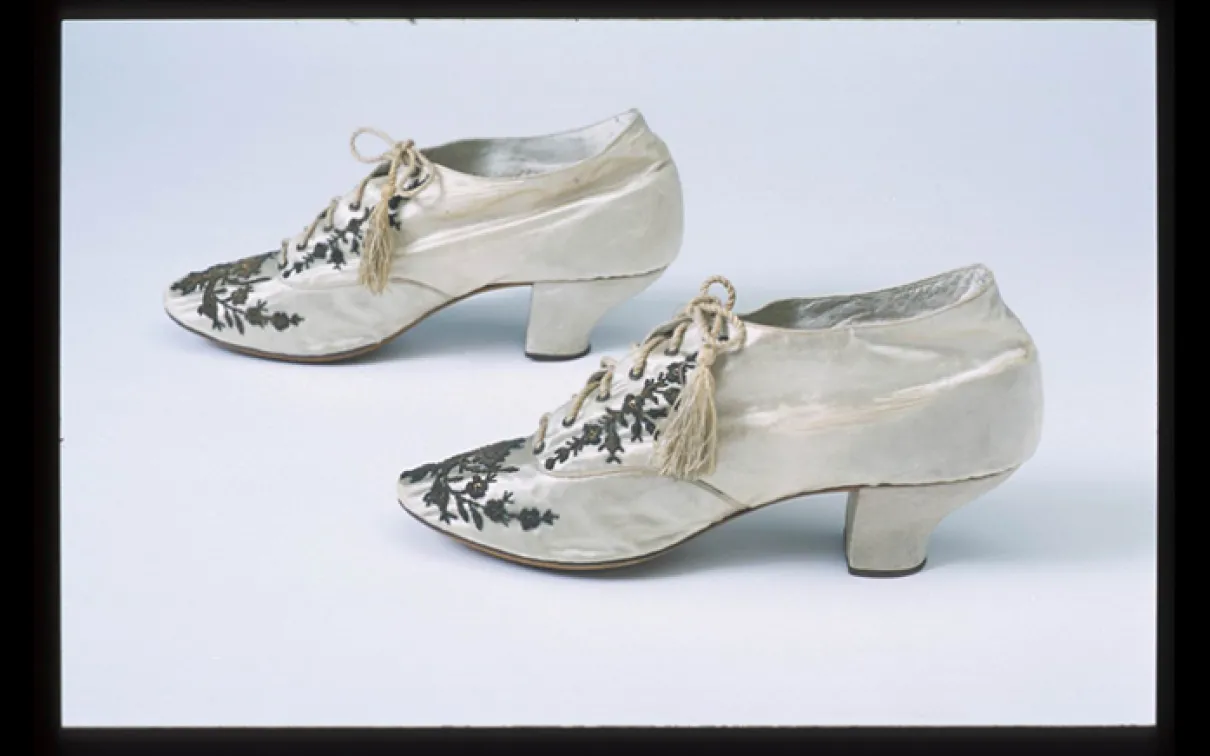 Woman's shoe. England. 1725-1750. Brocaded silk. 921.2.29. The Greig Collection of ladies' shoes, Gift of H. and C. Blachford Ltd.
