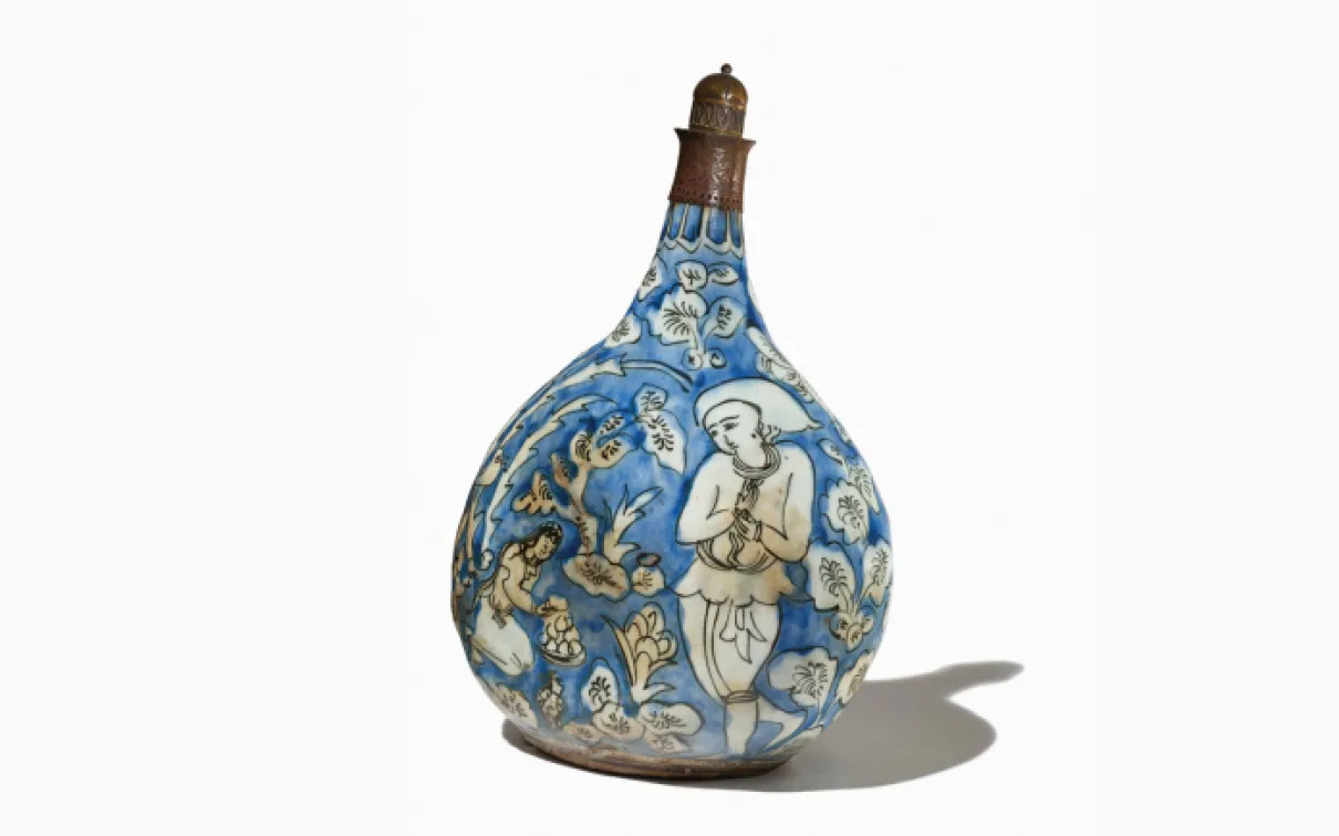 Bottle, 1650–70, Iran. Etta Taube Sherman Acquisitions Fund.
