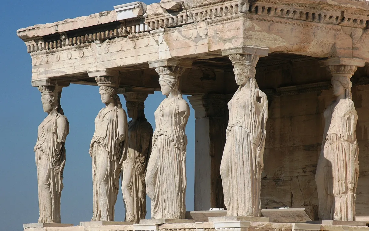 Porch of the Caryatids at the Erechtheum, Acropolis, Athens, Greece. © Harrieta171, Wikimedia Commons, 2006.