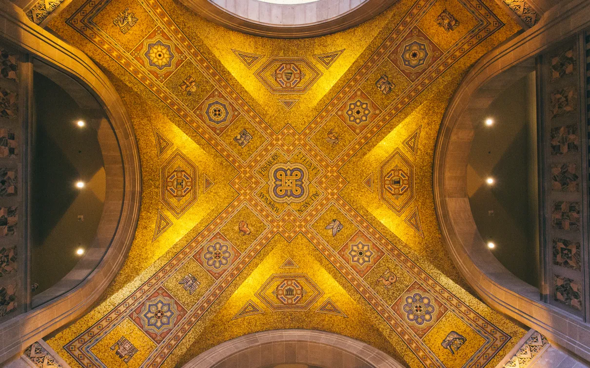 Image of the golden rotunda ceiling at ROM