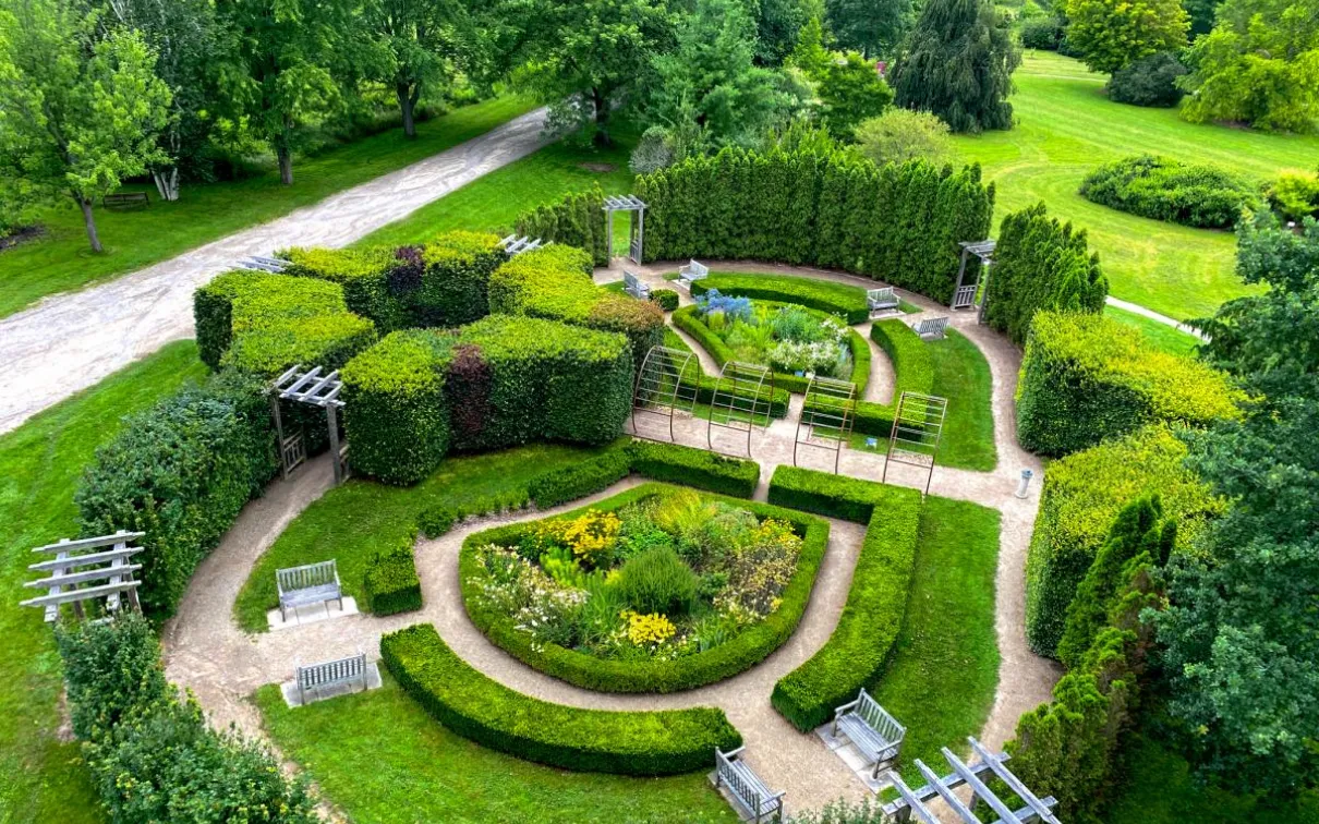 English Garden © The Arboreteum