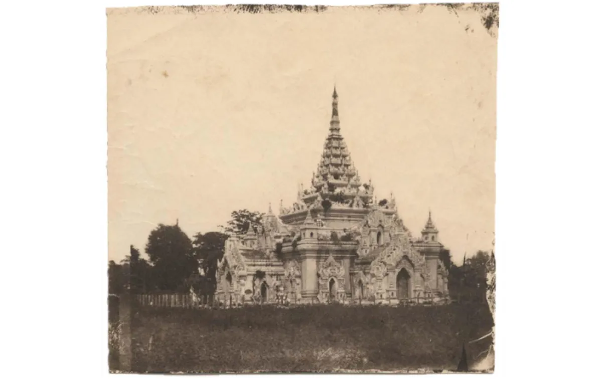 Black and white pagoda image

