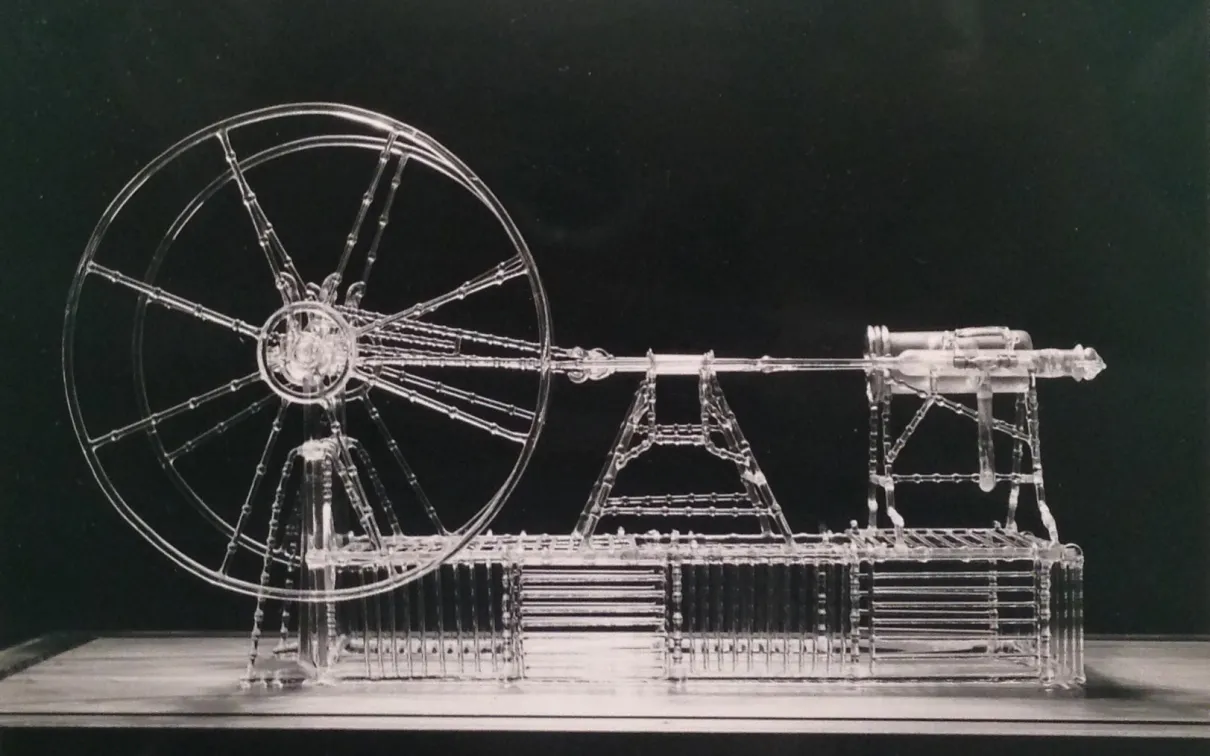 glass steam engine
