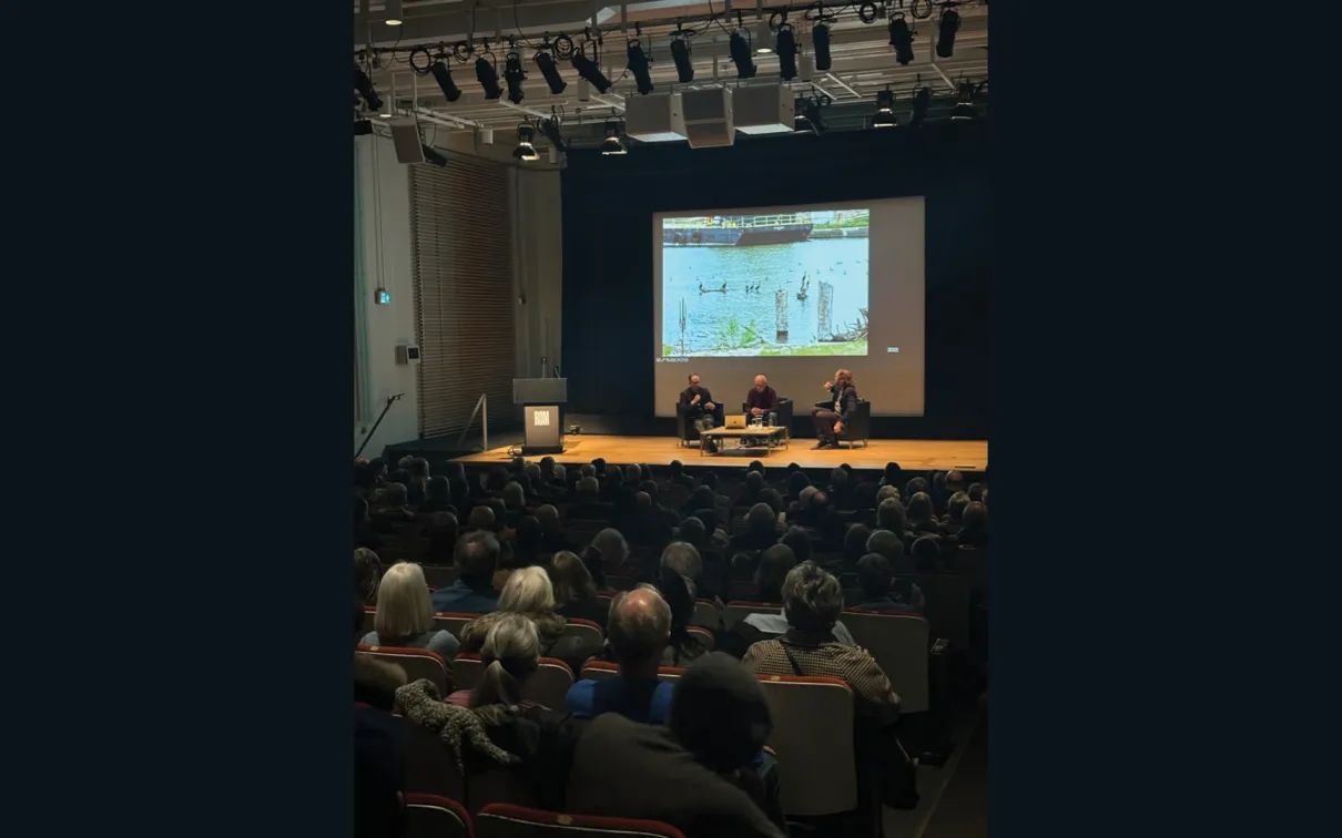 Portlands Talk ©ROM
