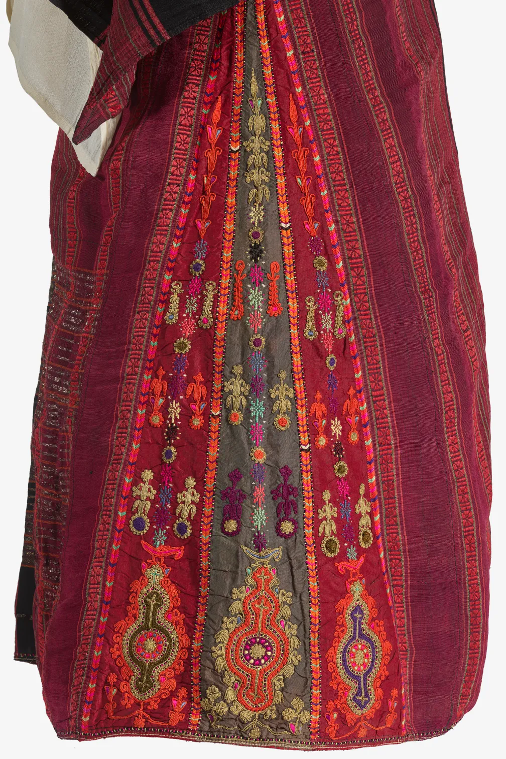 Bridal ensemble, 1910–1930, Bethlehem, Palestine. © ROM