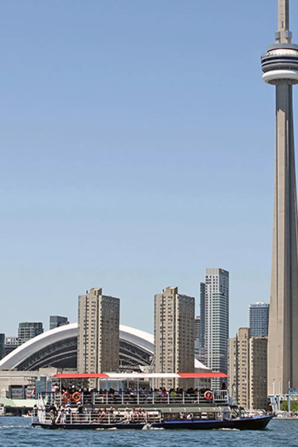 Croisière dans le port de Toronto.
