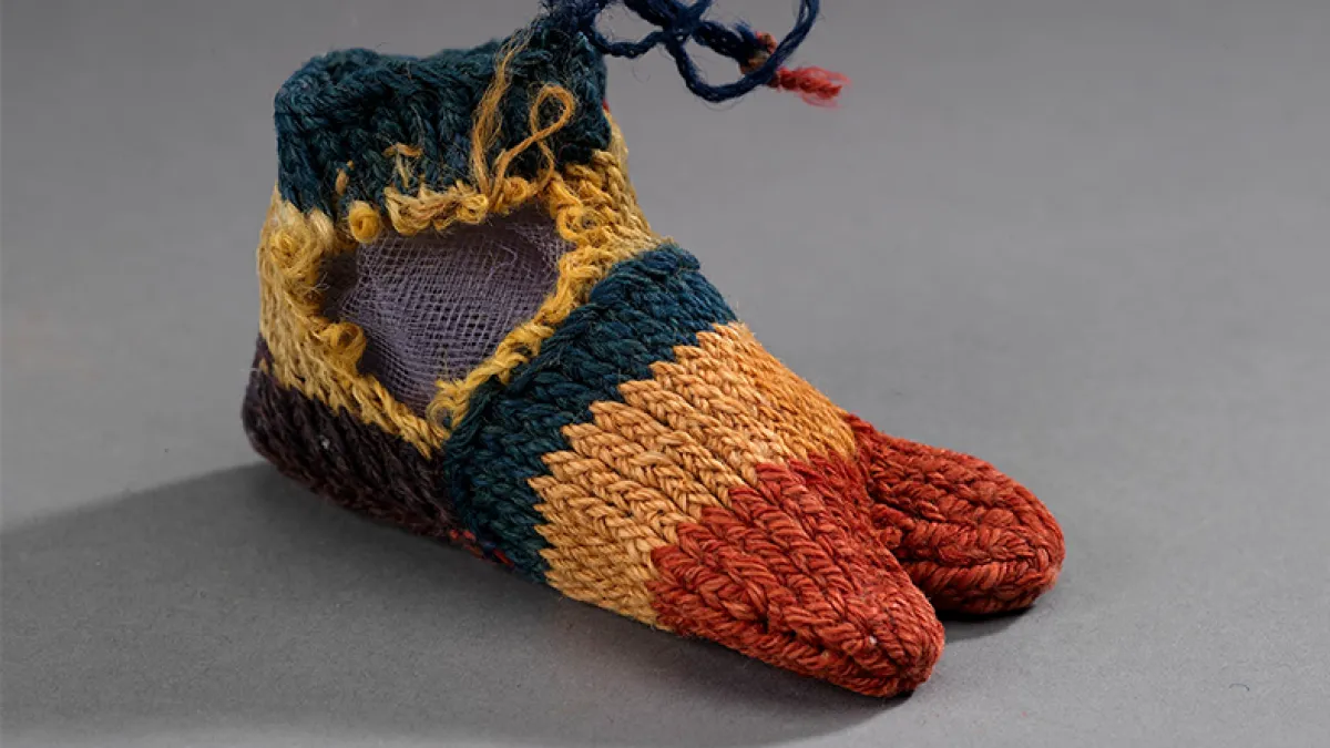 Colourful Past: Nålbinding Objects from Late Roman Times in the ROM ...